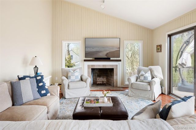 180 S Fairview Avenue, Montauk, NY 11954