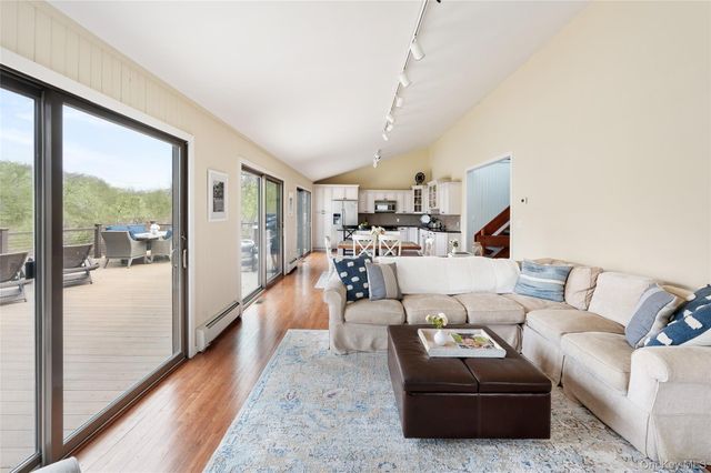 180 S Fairview Avenue, Montauk, NY 11954