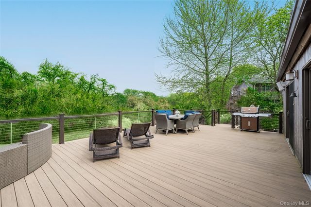 180 S Fairview Avenue, Montauk, NY 11954