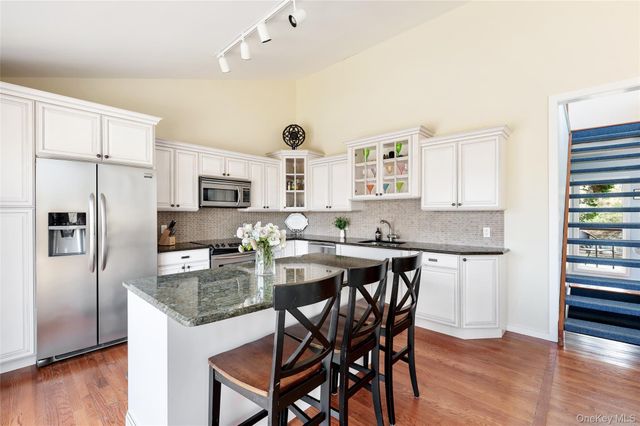 180 S Fairview Avenue, Montauk, NY 11954