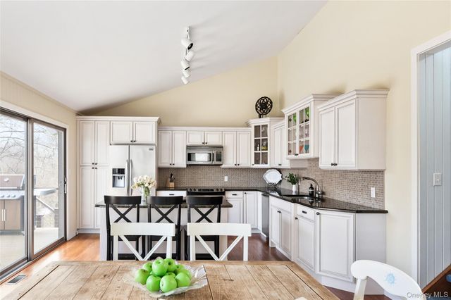 180 S Fairview Avenue, Montauk, NY 11954