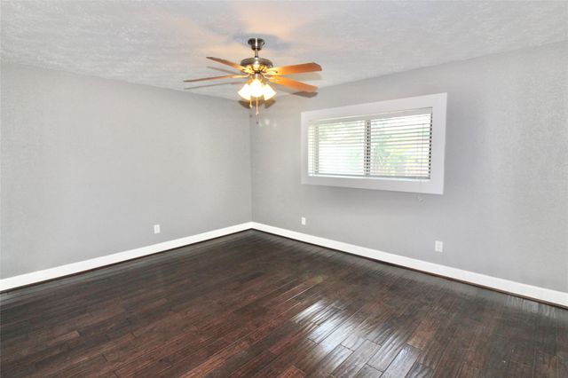 16710 Cobble Ridge Drive, Sugar Land, TX 77498