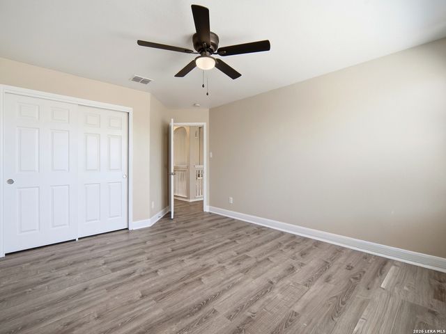 8903 Scarlet Crk, Universal City, TX 78148