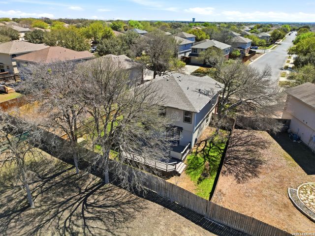 8903 Scarlet Crk, Universal City, TX 78148