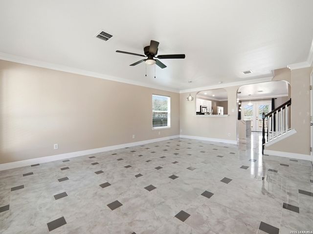 8903 Scarlet Crk, Universal City, TX 78148