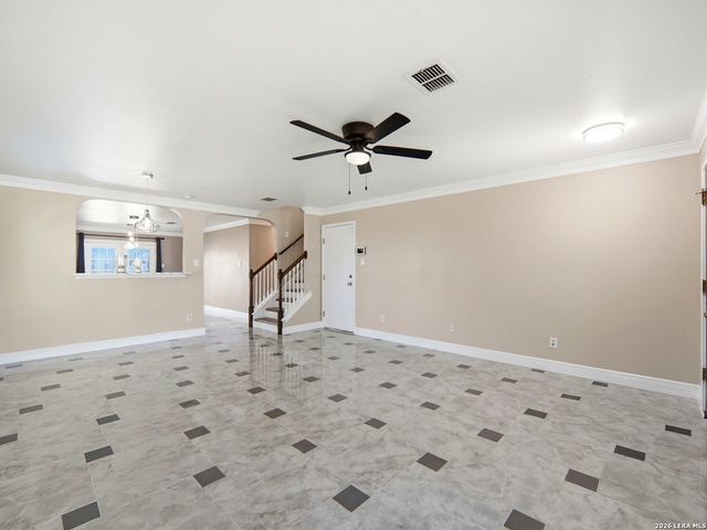 8903 Scarlet Crk, Universal City, TX 78148