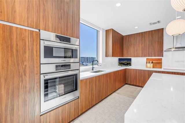 777 3RD AVENUE N 1205, St Petersburg, FL 33701