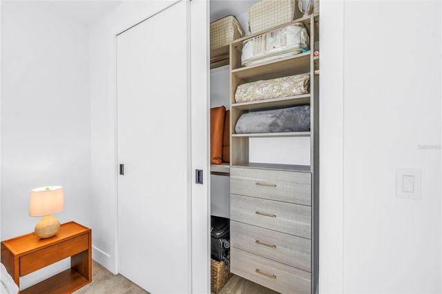 777 3RD AVENUE N 1205, St Petersburg, FL 33701