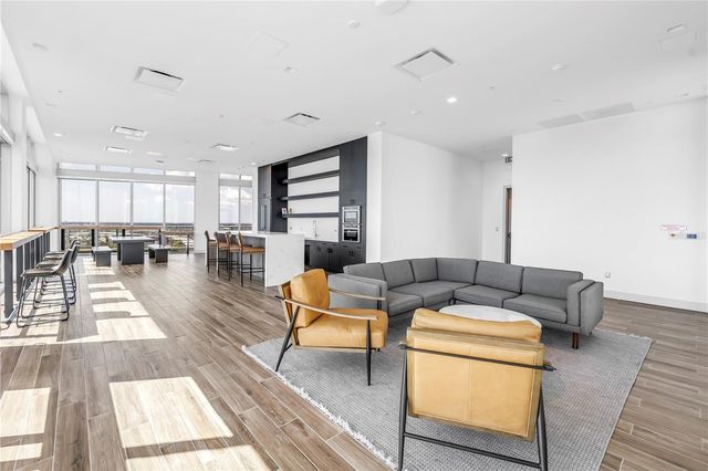 777 3RD AVENUE N 1205, St Petersburg, FL 33701