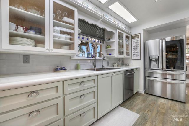 916 Hankins Rd N, Twin Falls, ID 83301