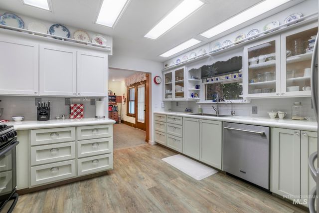 916 Hankins Rd N, Twin Falls, ID 83301