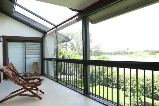 11311 POND VIEW Drive C203, Wellington, FL 33414
