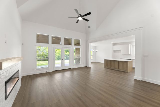 411 Hidden Lakes Drive, Desoto, TX 75115