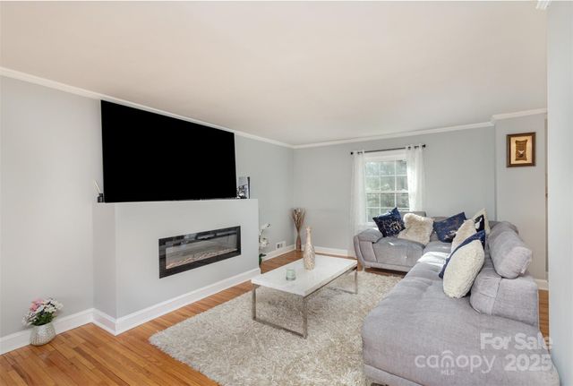 1201 Edgefield Avenue, Gastonia, NC 28052