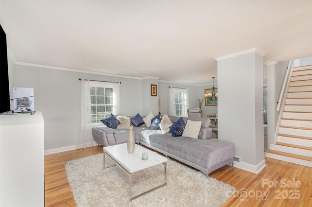 1201 Edgefield Avenue, Gastonia, NC 28052