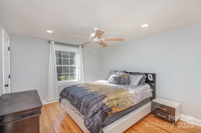 1201 Edgefield Avenue, Gastonia, NC 28052