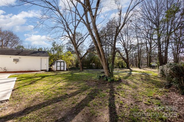 1201 Edgefield Avenue, Gastonia, NC 28052