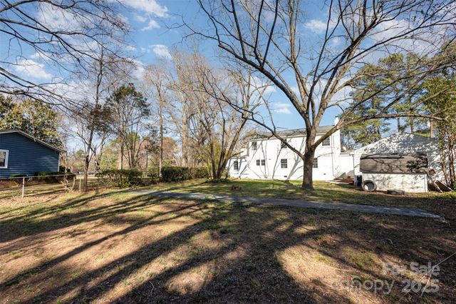 1201 Edgefield Avenue, Gastonia, NC 28052