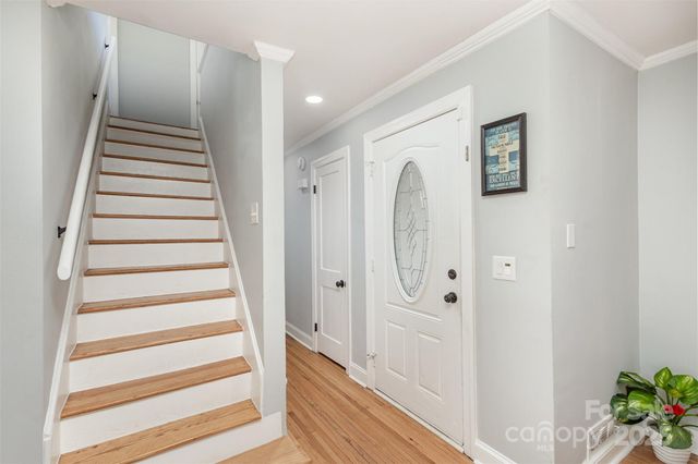 1201 Edgefield Avenue, Gastonia, NC 28052