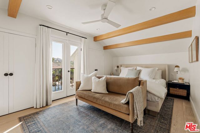 4257 Don Luis Drive, Los Angeles, CA 90008