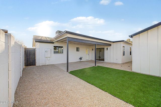 3005 S EDWARD Drive, Tempe, AZ 85282