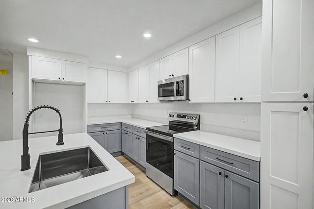 3005 S EDWARD Drive, Tempe, AZ 85282