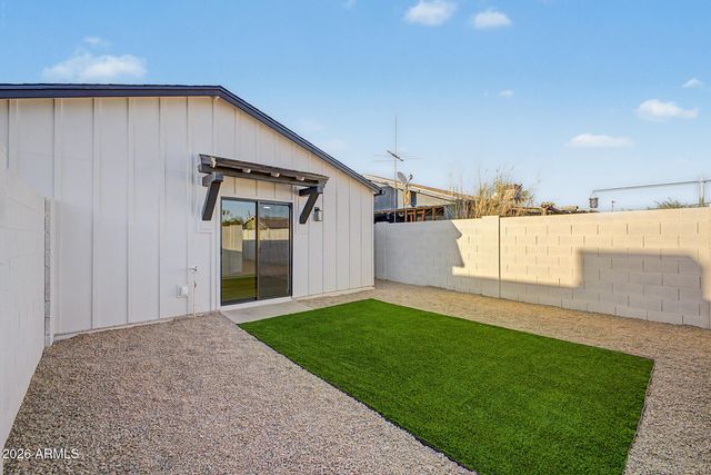 3005 S EDWARD Drive, Tempe, AZ 85282