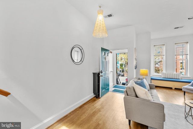 661 F ST NE, Washington, DC 20002