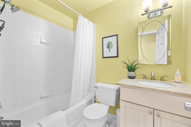 661 F ST NE, Washington, DC 20002