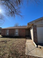 1910 Whiteoak Drive, Garland, TX 75040