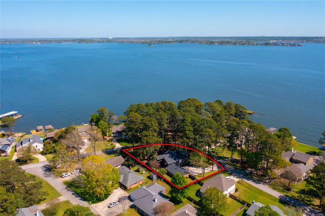 14520 Diamondhead N, Conroe, TX 77356