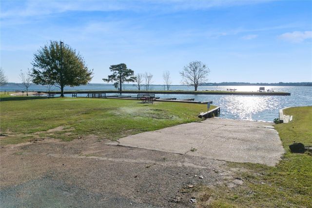 14520 Diamondhead N, Conroe, TX 77356