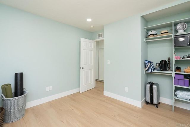 11007 Crystal Springs Rd, Santee, CA 92071