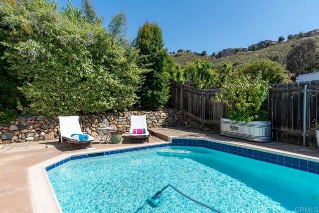 11007 Crystal Springs Rd, Santee, CA 92071