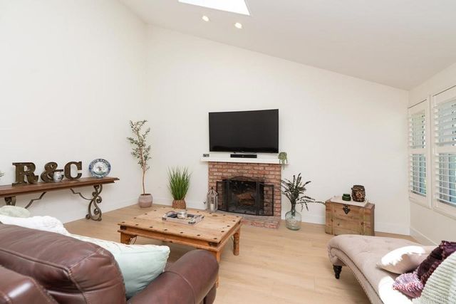 11007 Crystal Springs Rd, Santee, CA 92071