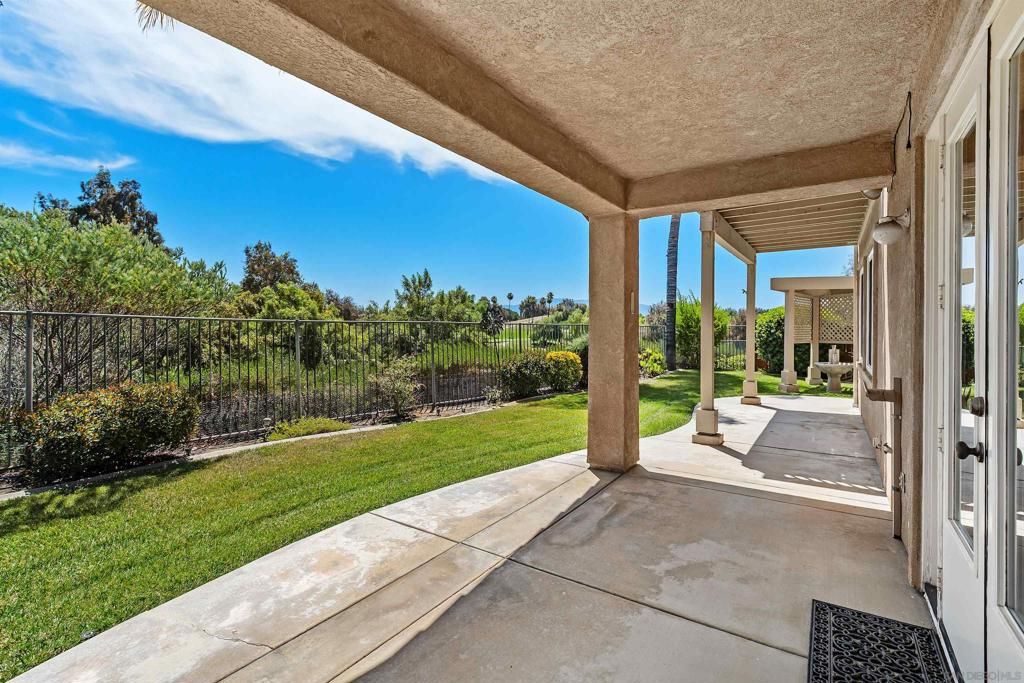 Image 5 of property listing at 31305 Gleneagles, Temecula, CA 92591