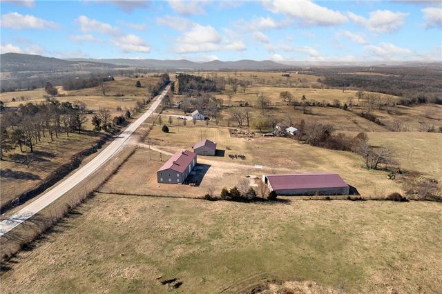 379 & 978 E Hwy 14, Lead Hill, AR 72644