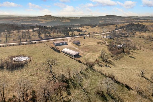 379 & 978 E Hwy 14, Lead Hill, AR 72644