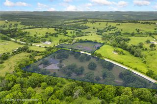 379 & 978 E Hwy 14, Lead Hill, AR 72644