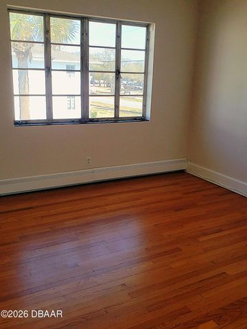 500 S Beach St Apt B3, Daytona Beach, FL 32114