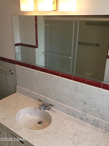 500 S Beach St Apt B3, Daytona Beach, FL 32114