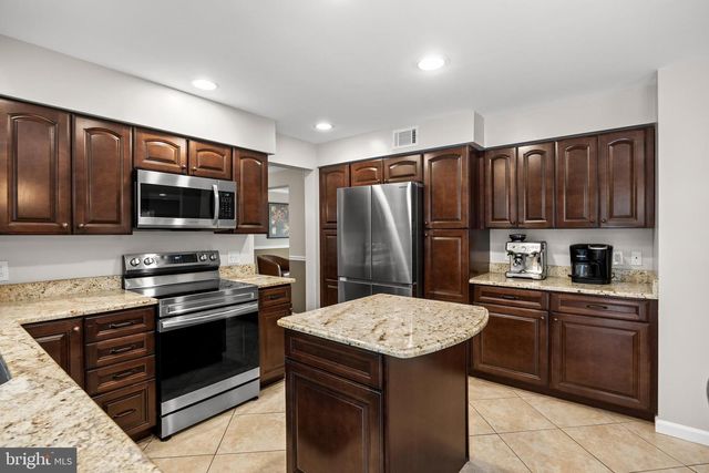 120 WILLIAM FEATHER DR, Voorhees, NJ 08043