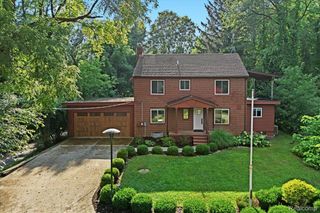 1350 Pettibone Lake Road, Highland Charter Township, MI 48356