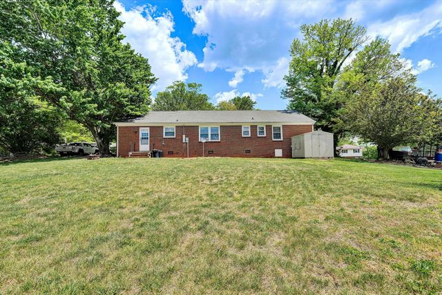 225 ARTHUR CIR, Ferrum, VA 24088