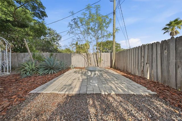 8334 DIAGONAL ROAD N, St Petersburg, FL 33702