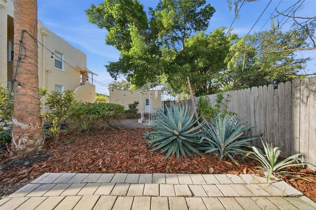 8334 DIAGONAL ROAD N, St Petersburg, FL 33702