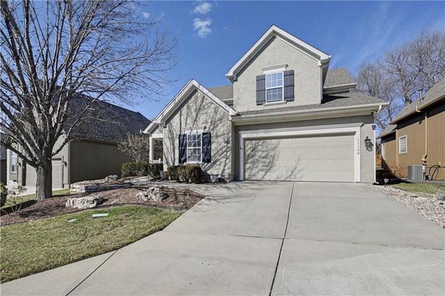 11108 W 132nd Place, Overland Park, KS 66213