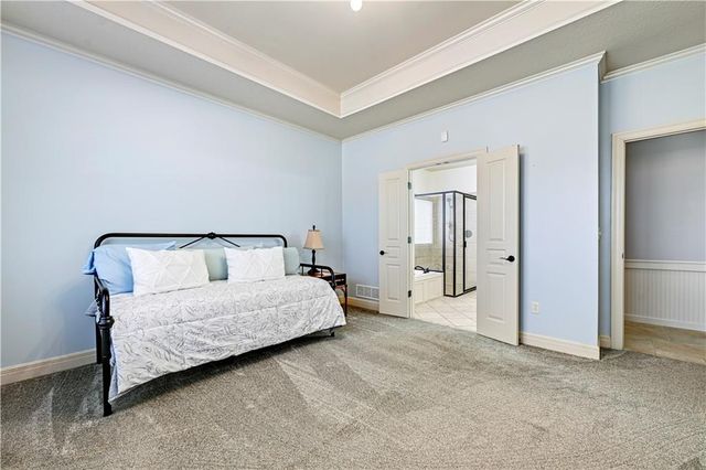 11108 W 132nd Place, Overland Park, KS 66213