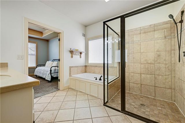 11108 W 132nd Place, Overland Park, KS 66213