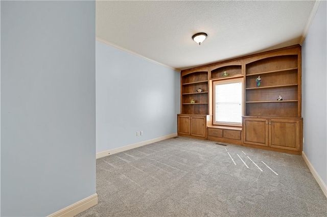 11108 W 132nd Place, Overland Park, KS 66213